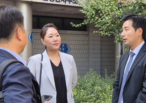 강혜경 측, 사기 혐의 재판서 "검찰, 위법 수집한 증거로 기소"