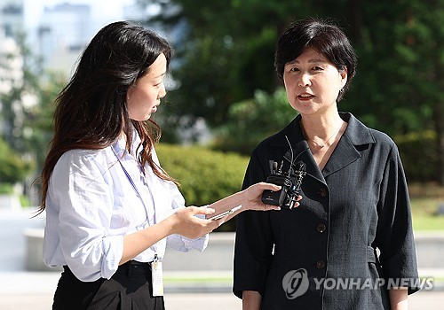 내란특검, 백혜련 의원 참고인 조사…"국힘 표결 방해 있었다"