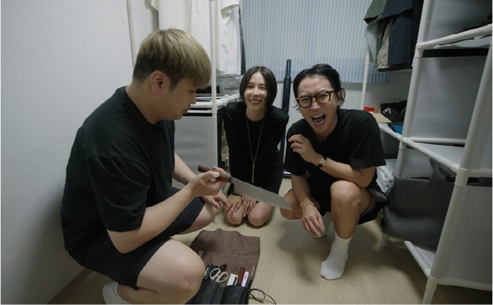 "칼이 내 여자친구"…윤남노 셰프 옷장에 식칼 셀렉션 "진짜 돌아이 맞네…