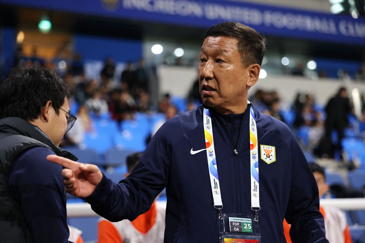 최강희 내쫓더니, 자국 지도자까지 뒤통수…中 황당한 자화자찬 "산둥 여전…