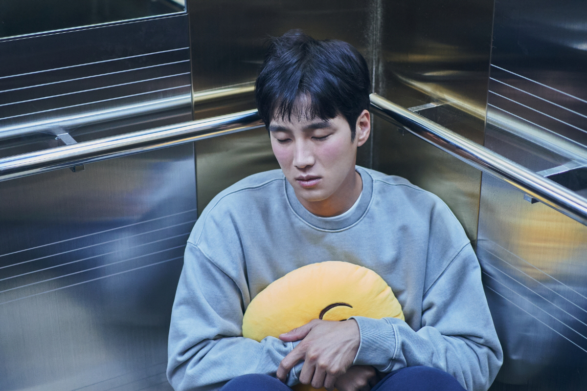 덩칫값 못해서 호감 된 '무해한' 안보현..'악마가 이사왔다'로 연기 스…
