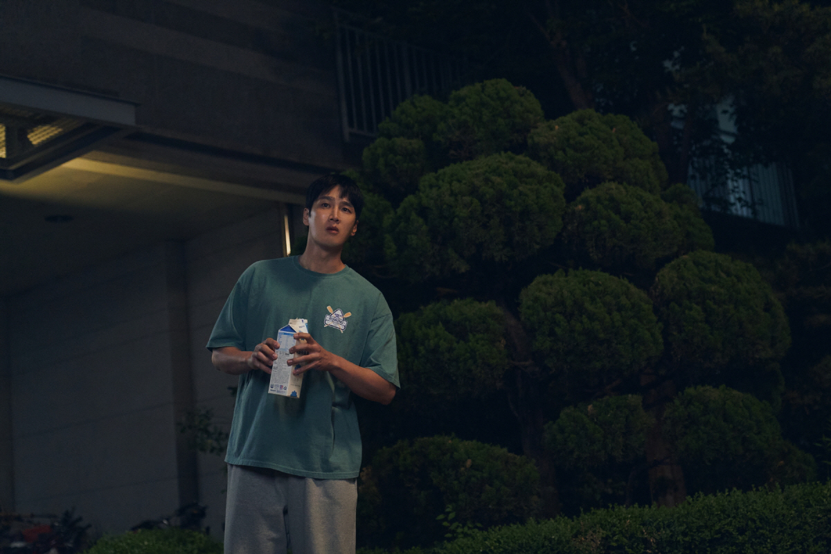 덩칫값 못해서 호감 된 '무해한' 안보현..'악마가 이사왔다'로 연기 스…
