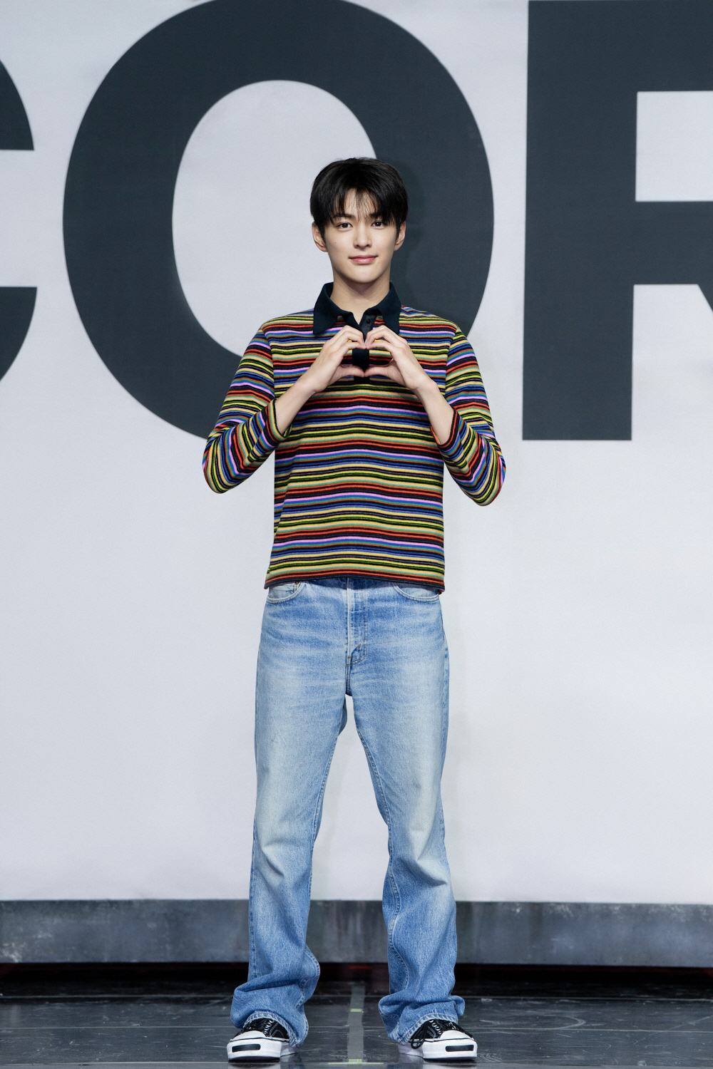 [SC현장] "BTS-TXT 동생그룹, 부담 되지만"…코르티스, 빅히트 …