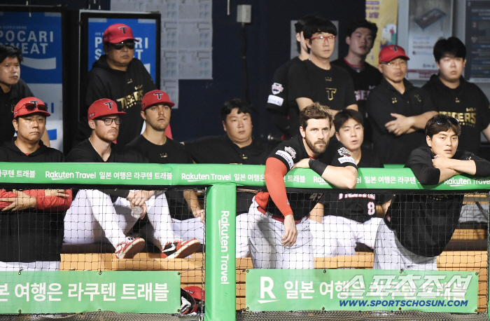 '트레이드 효과도 없나' 읍참마속 심경의 정해영 2군행, 결과는 더 참혹했다