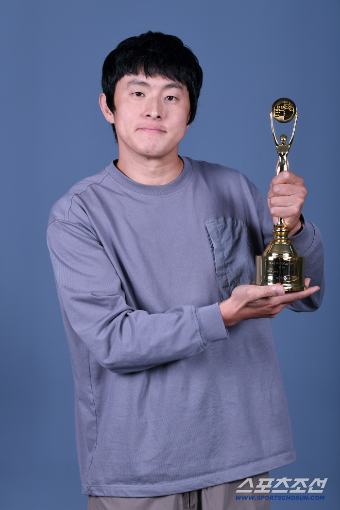 [단독] '남자예능인상' 기안84 "수상은 신내림 같은 것…운도 따르고, 시기도 맞아야"(제4회 청룡시리즈어워즈 인터뷰)