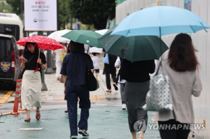 [내일날씨] 무더위 속 중부 곳곳 비…낮 최고 35도