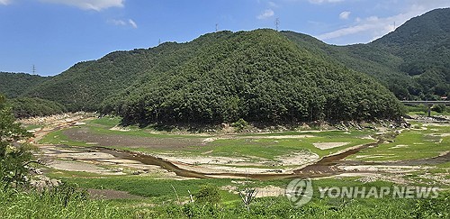 상수원 사용 가능일 25일…강릉시, 계량기 50% 잠금 제한급수