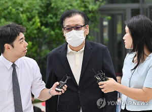 건진법사, 첫 특검 조사서 혐의 전면 부인…구속영장 검토