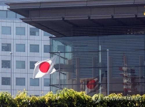 "日 반도체·조선 기업 해외사업 지원…경제안보법 개정 추진"