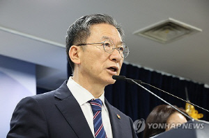 정성호, '건진 돈다발 띠지 분실' 감찰 지시…대검 조사 착수(종합)
