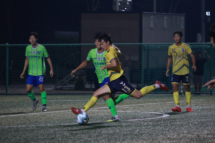 [대학축구]연달아 해트트릭, 14경기-76골 '소나기 득점포'