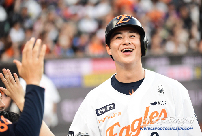 대전의 4번타자 노시환! 달아나는 솔로 홈런 대폭발! 시즌 23호 발사