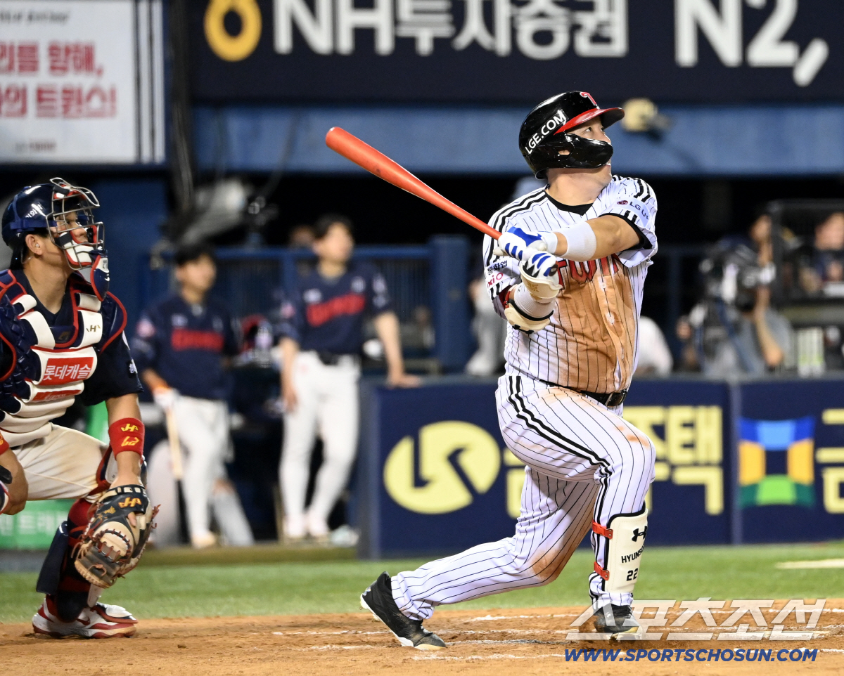 [포토] 김현수, 쐐기 투런포 폭발