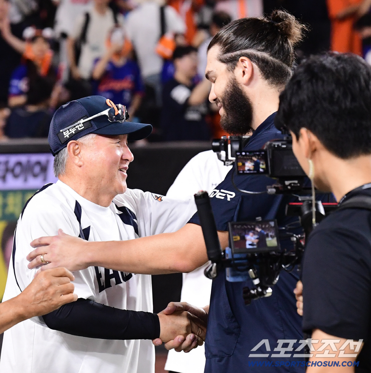 "폰세, NPB 돌아와주면 안될까?" 믿기지 않는 성적에 일본 언론도 깜…