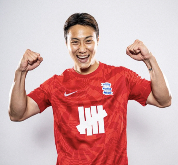 "Paik의 시대가 열렸다" 수트 입고 레드카펫 오른 백승호, 한국인 최…