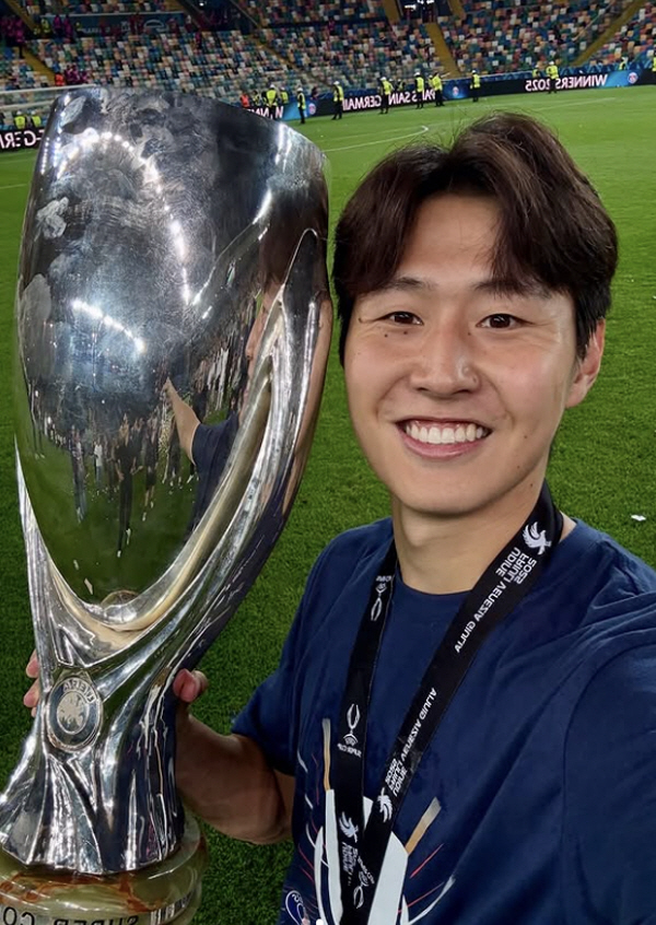 "엔리케 감독님 절 신뢰하세요?" 뛰고 싶은 이강인, 이적시장 마감 열흘…
