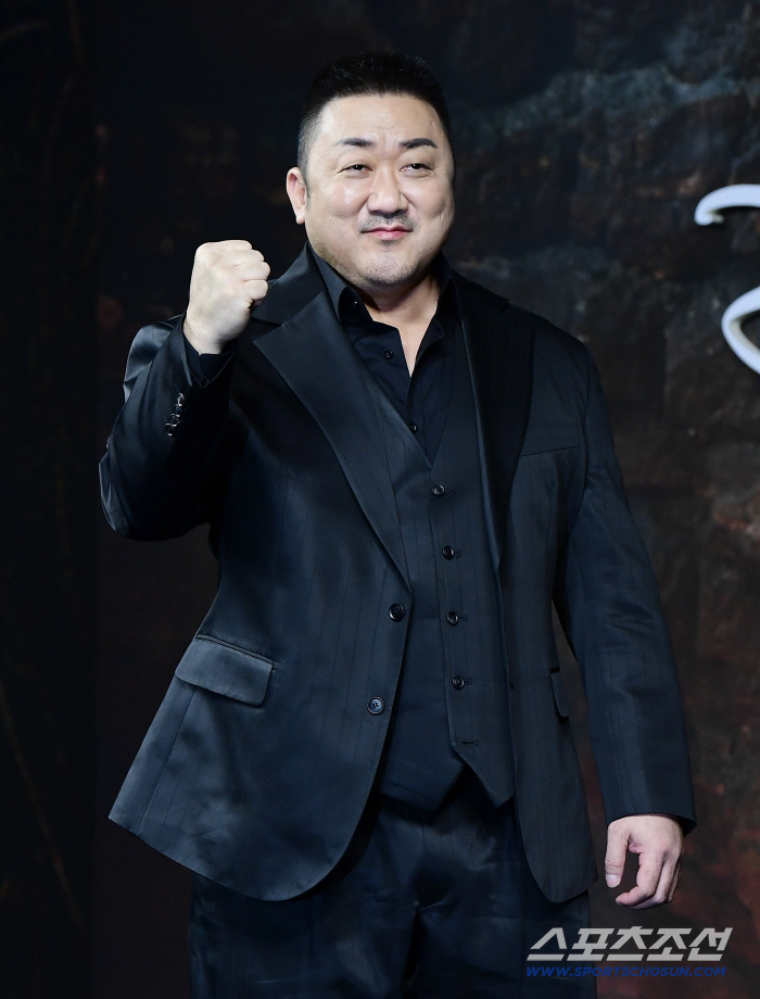 [SC현장] "또 지겨운 액션 히어로물"…마동석, '트웰브'로 '거룩한 밤' 참패 만회할까(종합)