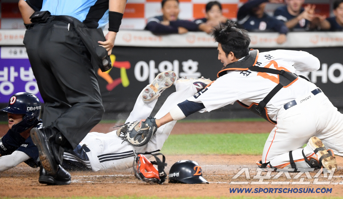 대타·도루·번트·작전 줄줄이 성공! → AI가 알려줬나. 조성환 감독대행…