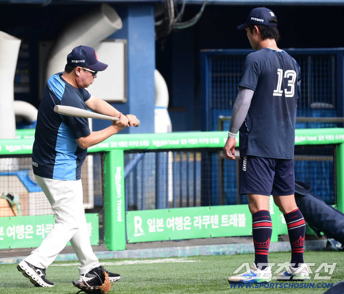 10승 투수 버리고 데려왔는데 2연패라니... 명장은 "안정적이다" 좋은…