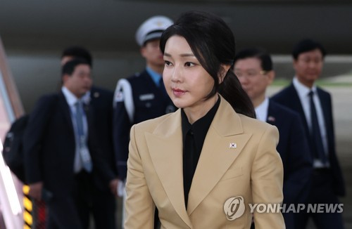 김건희 여사측 "'한동훈 배신' 발언 사실 아냐…신평이 왜곡"