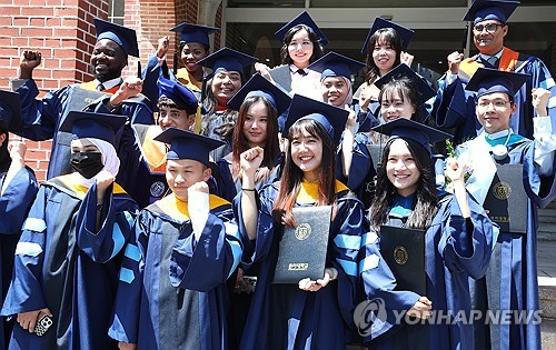 외국인 유학생 20% 넘는 국내 대학, 10년 만에 0→12곳 급증
