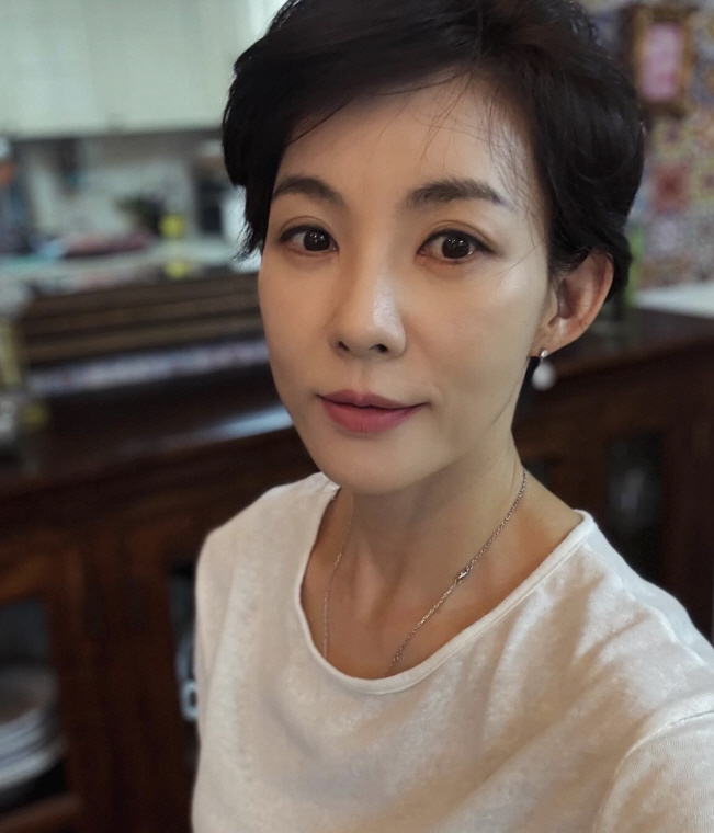 '49세 미코출신' 설수현, 75kg→54kg 감량비결 "달걀 2개+물구…