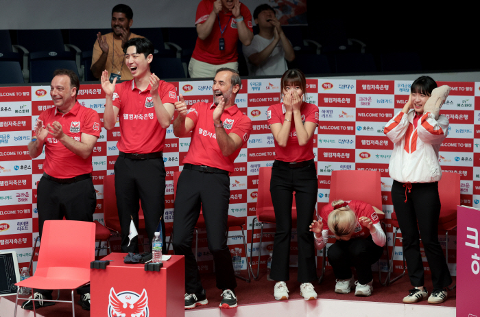 '상위권 대혼전' 하나카드·웰컴저축은행·크라운해태 '나란히 3승1패' 동률