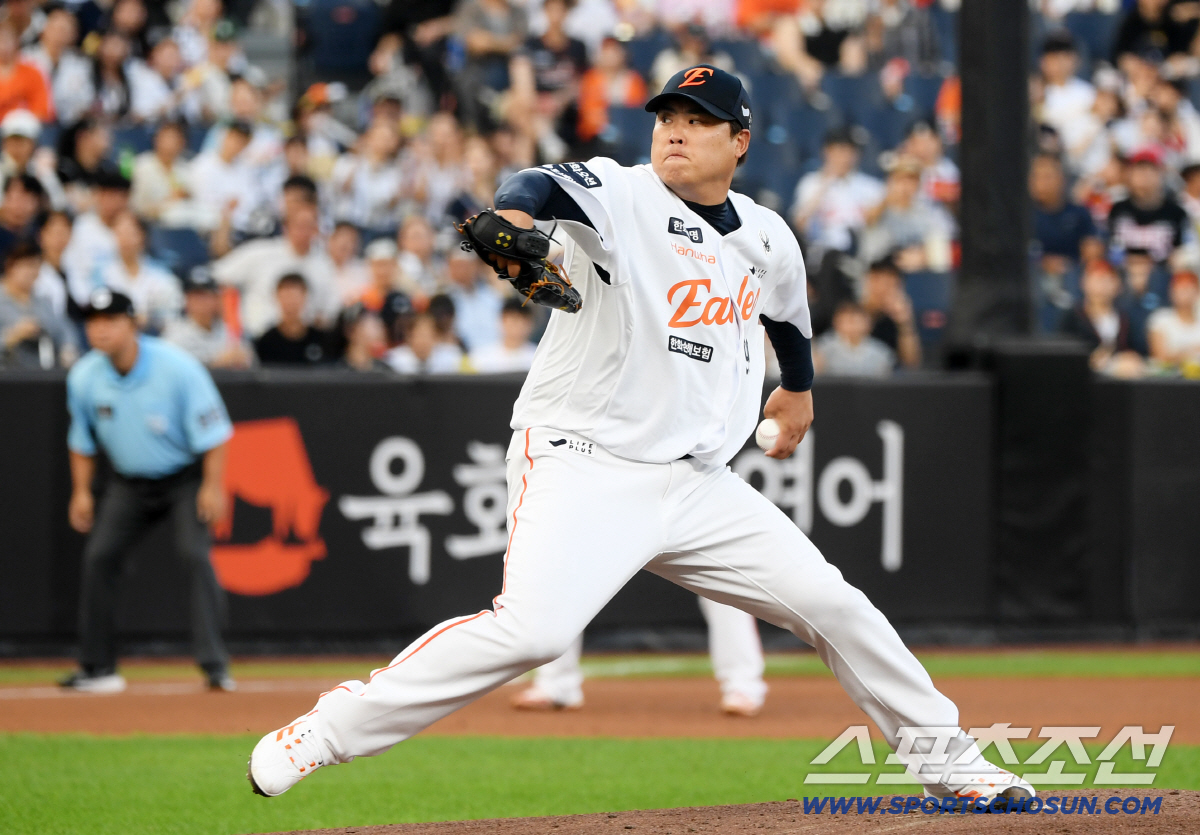 [포토] 류현진 '역투'