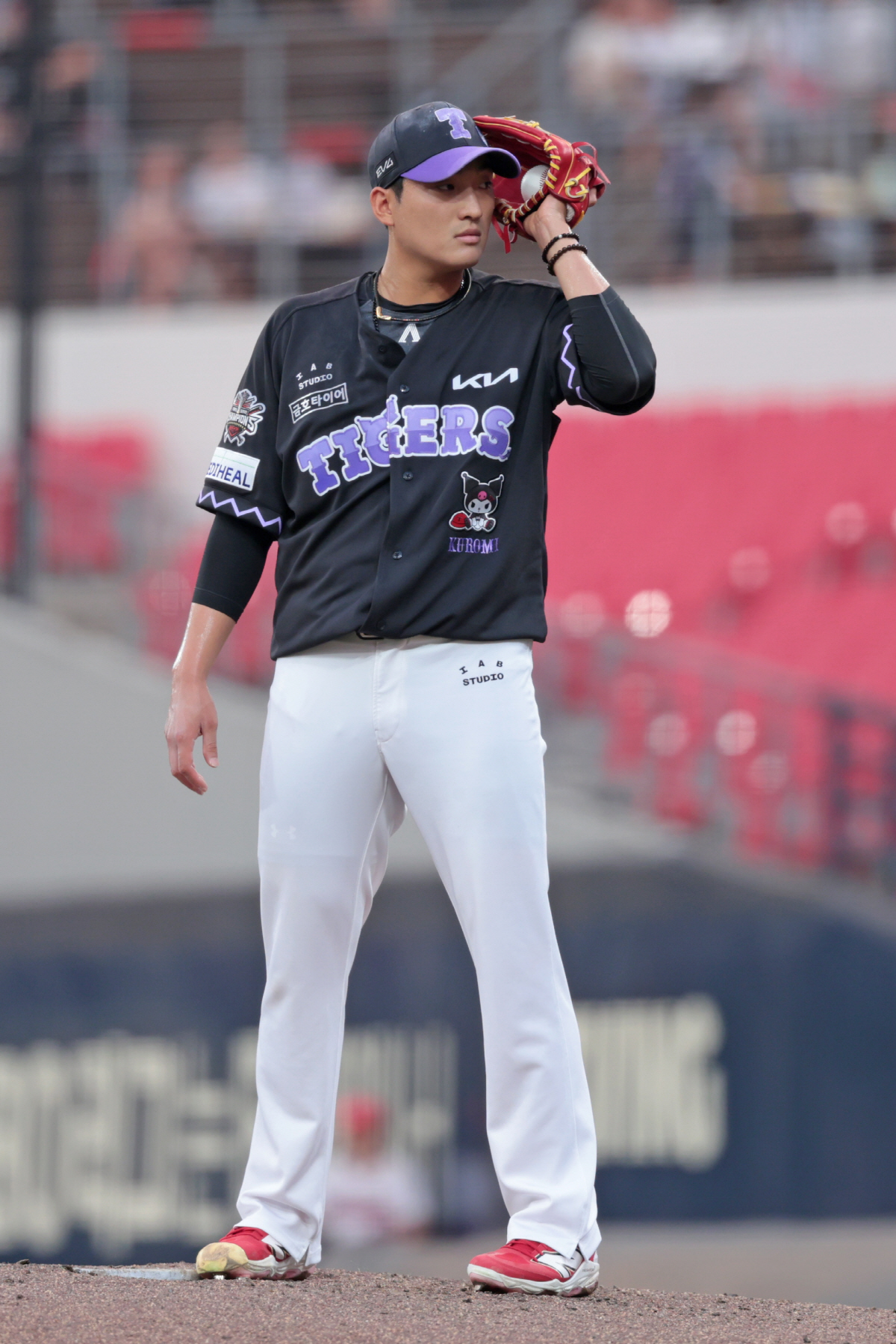 벤츠의 품격에 무릎 꿇은 KIA...김도현 10실점 참사, 9회말 초황당…