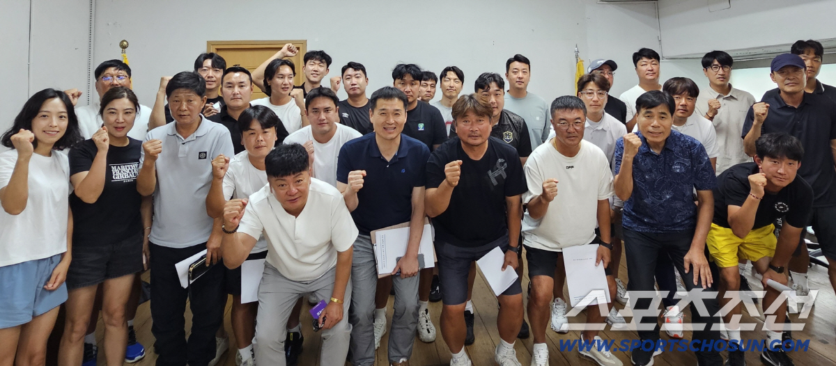 "유승민 회장님,폭염속 초등대회X최저학력제 개선이 시급합니다" 경주 화랑…
