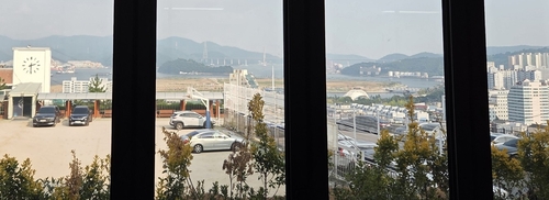 마산중앙고, 미래 학교로…복도·교실 경계 없애 공간 활용