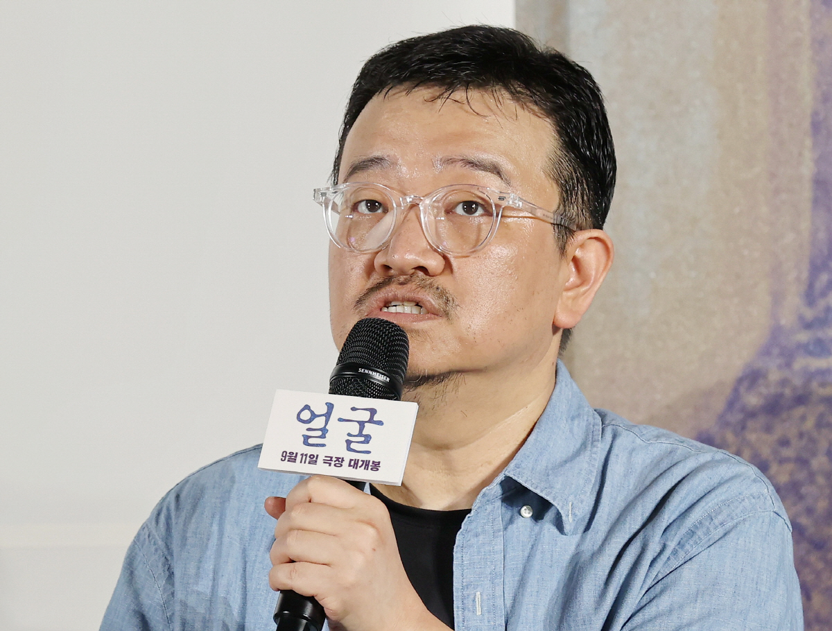 [SC현장] "결 다른 짜증, 깊어져"…'어쩔수' 없는 이병헌 긴장해라,…