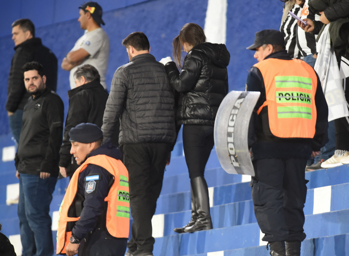 '무려 125명이 체포?' 남미축구 대규모 집단 폭력사태…수다메리카나 1…
