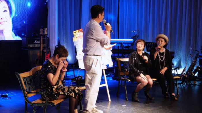 안녕 윤다훈..‘같이삽시다’ 마지막 인사에 결국 눈물 바다