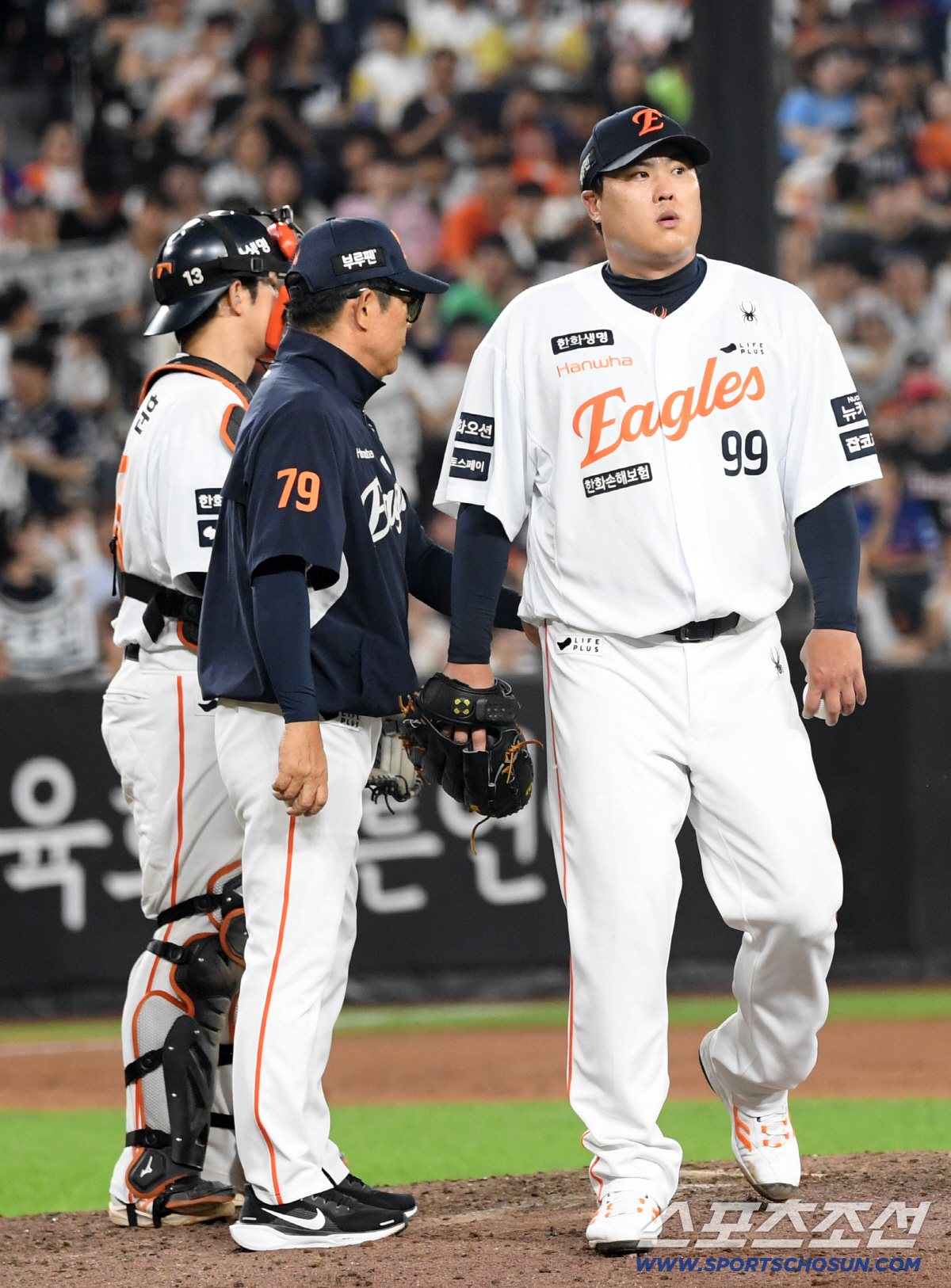 "류현진 이야기 하기 전에, 점수를 너무 못냈다' 만루홈런보다 뼈아팠던 …