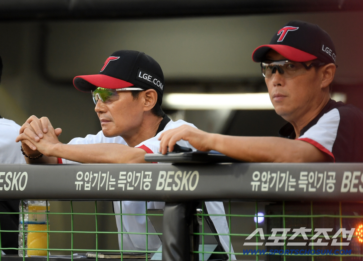 낙엽도 조심해! 5.5 뒤집은게 LG다. LG라고 고꾸라지지 말란 법 없…
