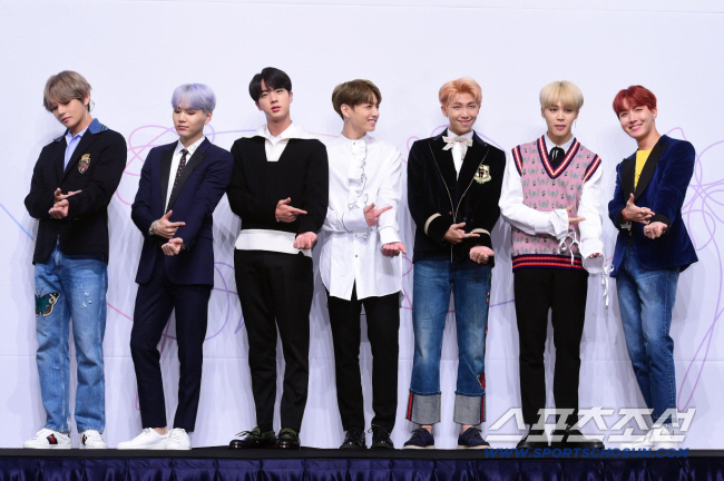 방탄 정국, 캐스팅 비화 "오디션도 없이 바로 계약, 후광이 나더라"(카…