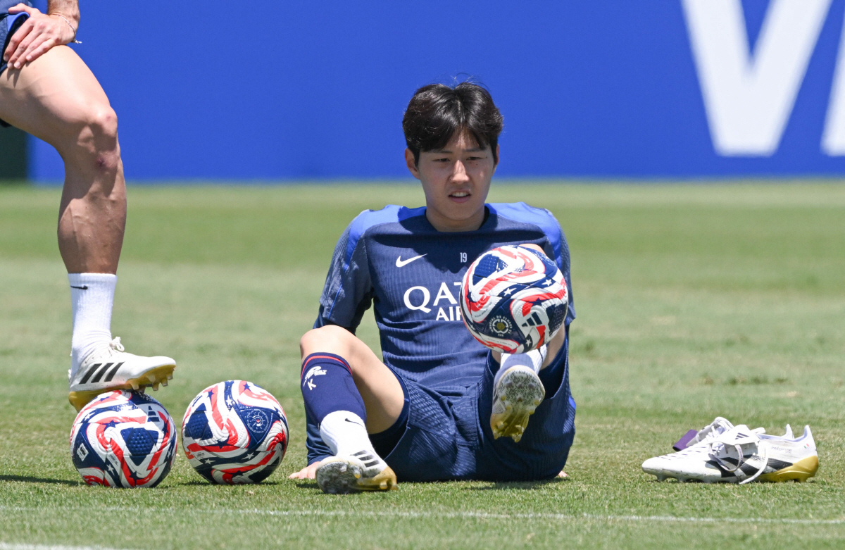 韓 역사상 이런 이적은 없었다! 손흥민 후계자→이강인(토트넘)? "PSG…