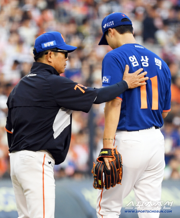 '선발 복귀전 1이닝 6실점 충격' 한화 72억 FA, 결국 불펜으로 쓴다 