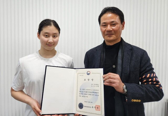 '전교회장 출신 여중생 수영★'김승원의 大반란,女배영50m 세계주니어선수…