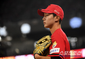 전격 KIA행→26일 만에 콜업…수비는 눈도장 받았다, '트레이드 대박' 이 선수의 몫일 수도
