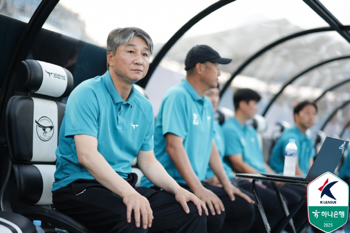 4월 이후 첫 연승→8경기 무패 행진의 다크호스...'알찬 영입+짠물 수…