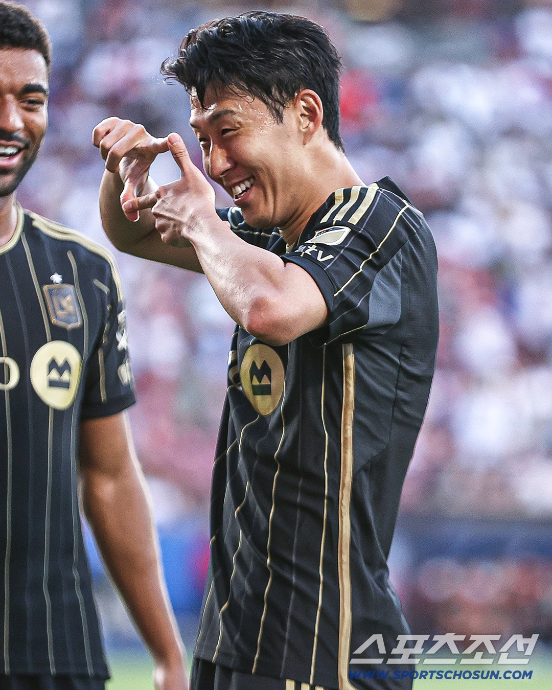 '이제 SON이야, 베컴이야' 손흥민 MLS 첫 골은 환상 프리킥! 美가…