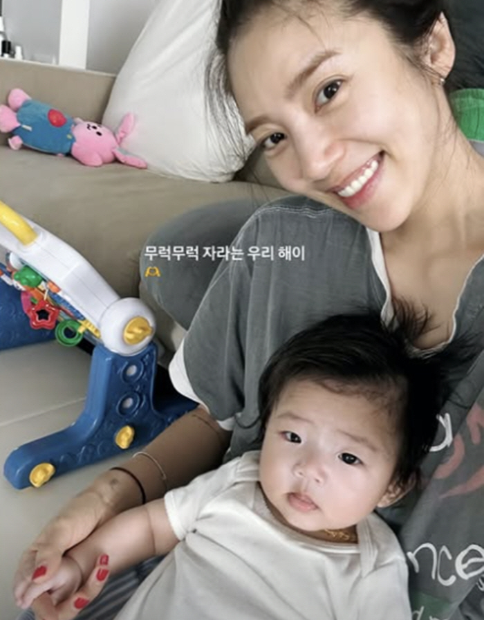 손담비, 늘어난 티셔츠+세수도 안한 얼굴..'월세 천만원 신혼집' 난장판…