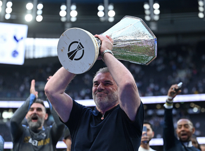 이적시장 1티어 폭로! '손흥민 평생의 은인' EPL 복귀 원한다..."이미 비공식 접촉 완료"→"구단주가 직접 대화"