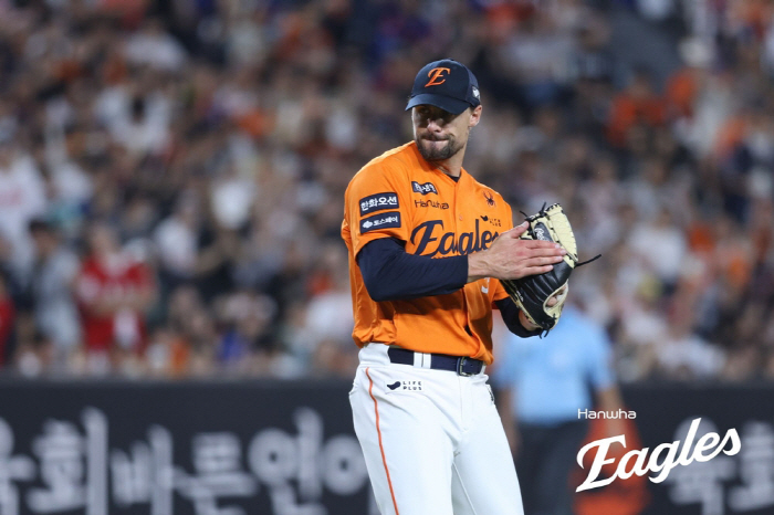 '노시환 넘겼다! 한화가 역전했다!' 6연패 → 2연승, 1위 탈환 시동…