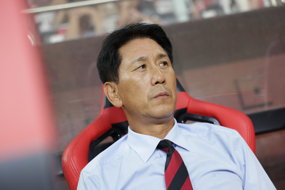 [포항 리포트]'26G 무패' 전북 철옹성 녹인 포항 '용광로 축구', …