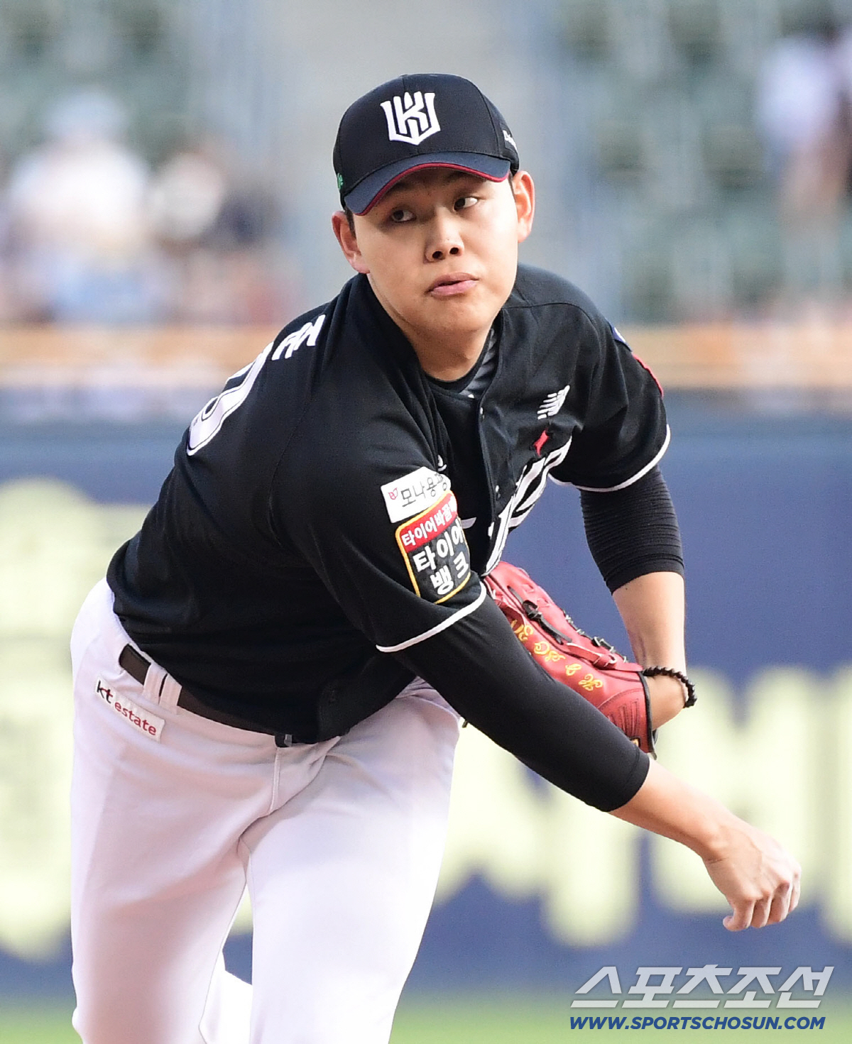 대타 역전 3점홈런 쾅! KT 장진혁 "(소)형준이가 멋있다고 해줬다"