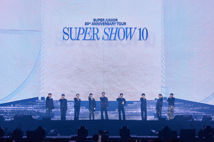 '20주년' 슈퍼주니어, 열번째 단독 콘서트 '슈퍼쇼' 성료…현재 진행형…
