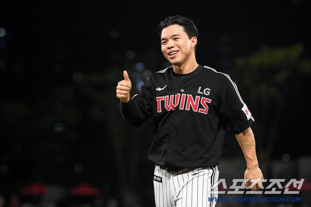 5회까지 노히트 행진중이었는데... 3연속 안타로 2실점 패전. 하필 도…